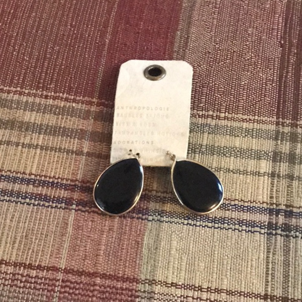 Black Teardrop Earrings